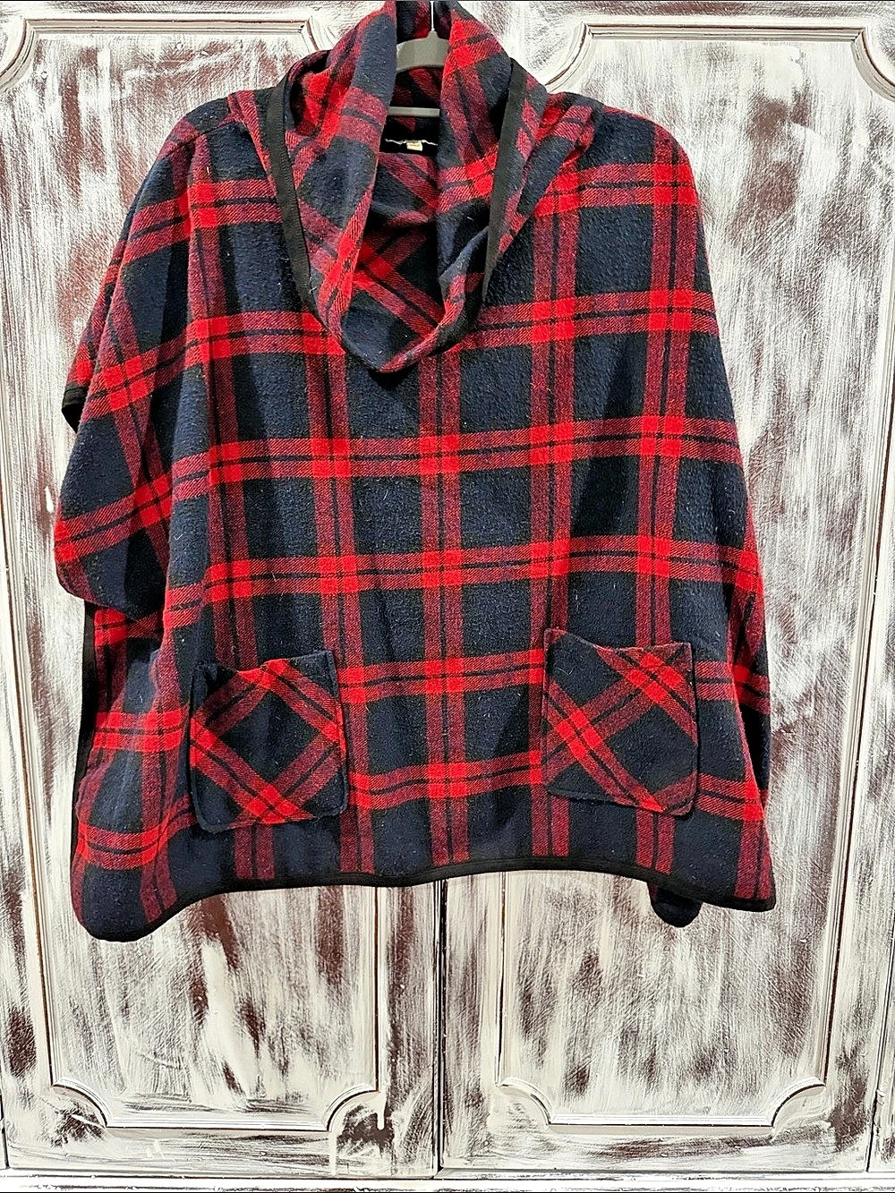 Kori America Plaid Poncho in Navy & Red Size Small